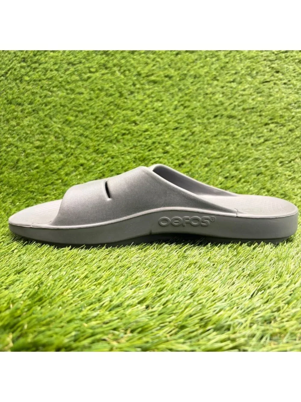 OOFOS OOahh Mens Size 12 Gray Beach Casual Outdoor Recovery Slide Sandals